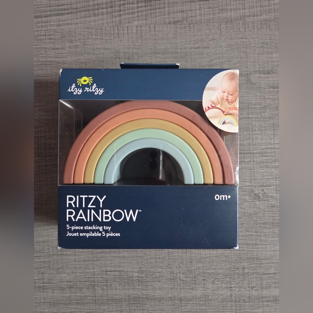 Itzy Ritzy Retro Rainbow Bundle - Picture 3 of 5